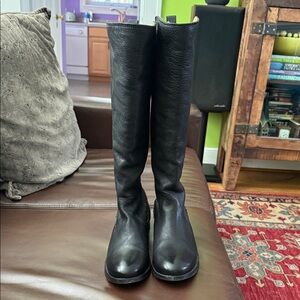 Frye Elegant Black Leather Knee-High Boots